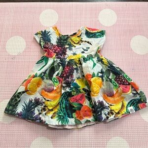 Beautiful MOLO dress with fruits Size 9-12m in perfect condition